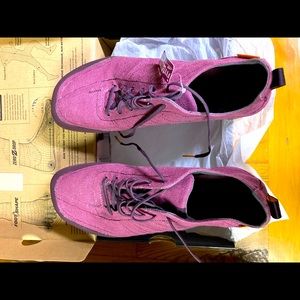 Altra Womens Wahweap size 9.5 NWT maroon shoes